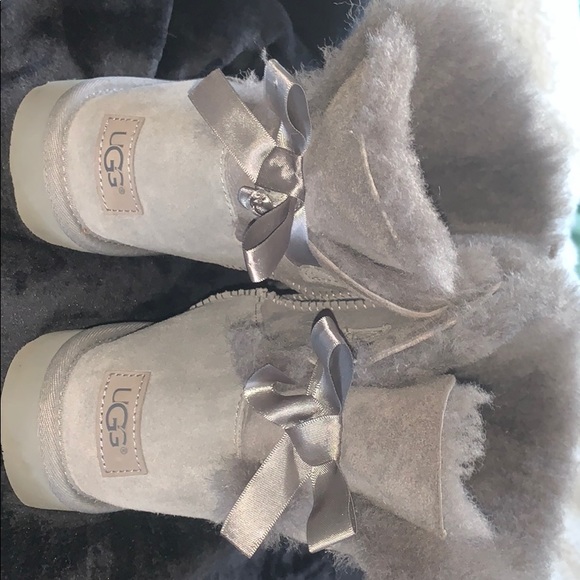Grey Bailey bow uggs women - Picture 1 of 3